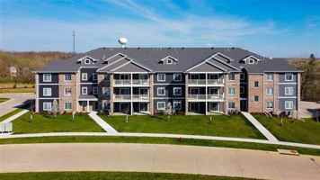 featured image of 2873 Spring Rose Cir