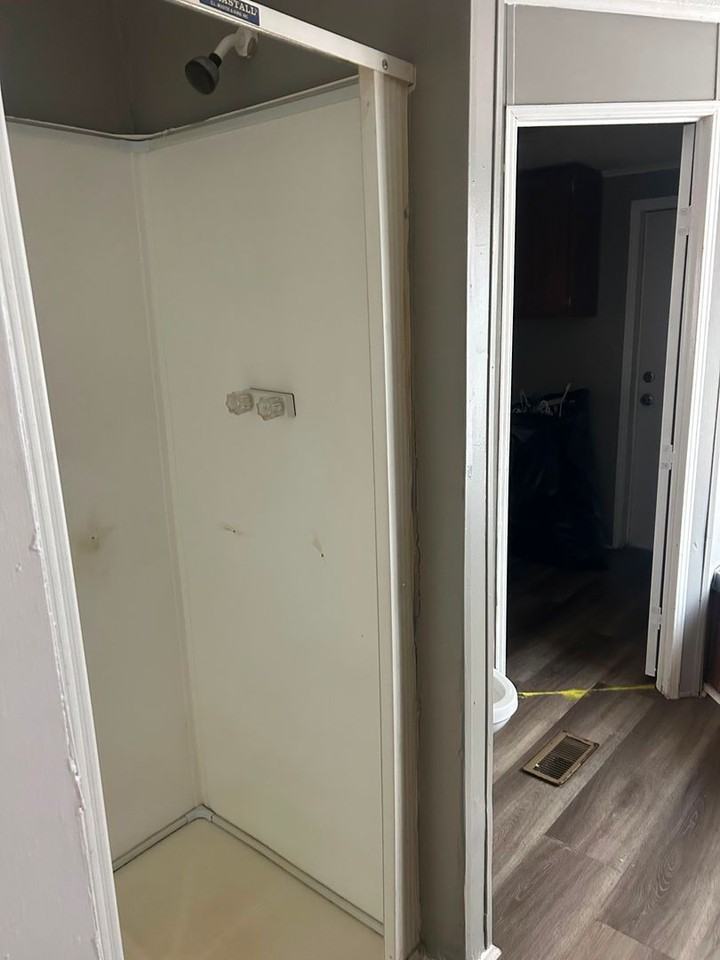 5498 Parkton Rd - Photo 2 of 14