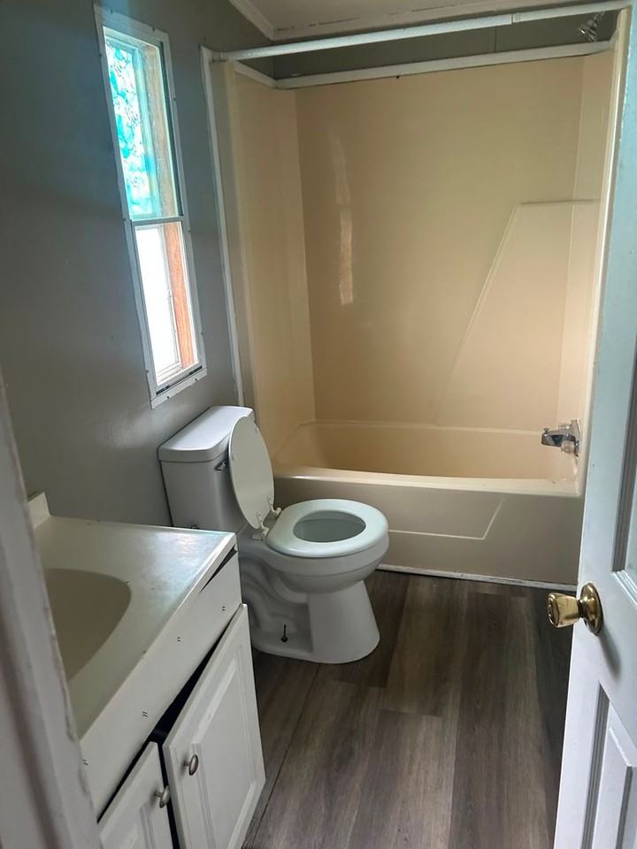 5498 Parkton Rd - Photo 7 of 14