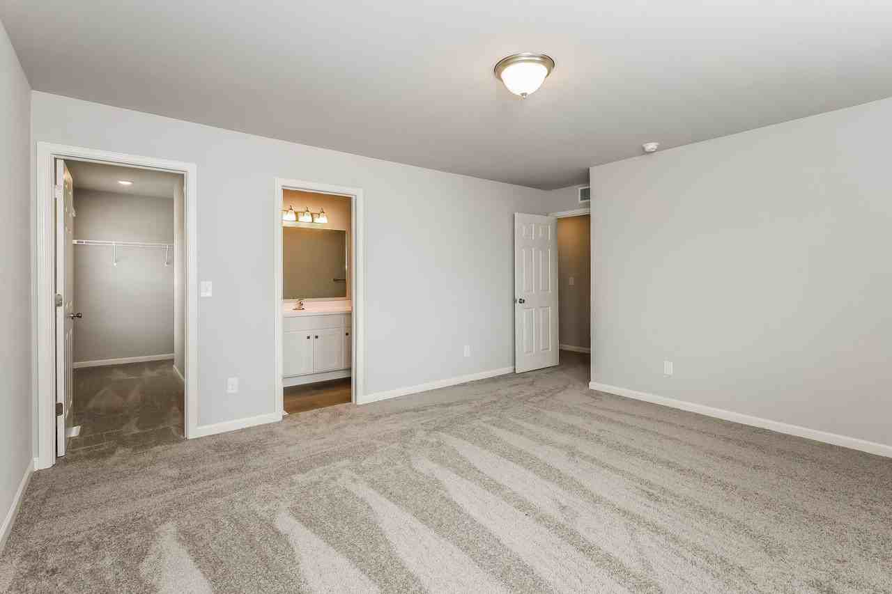 7270 Montego Bay St - Photo 6 of 18