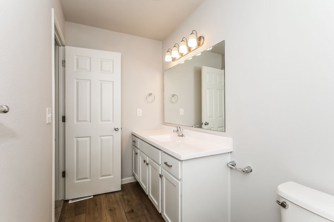 7270 Montego Bay St - Photo 7 of 18
