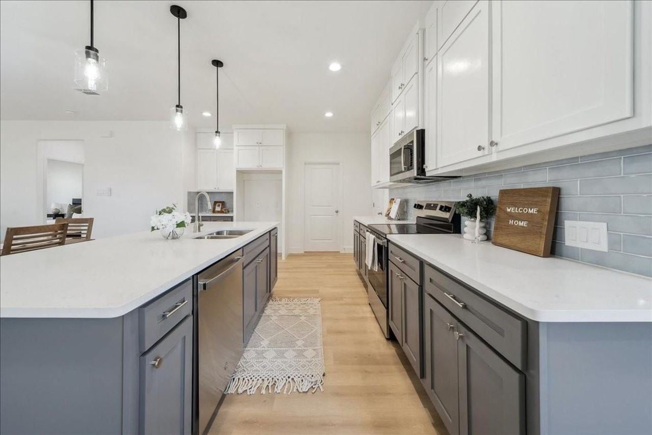 2925 Lasalle St - Photo 5 of 25