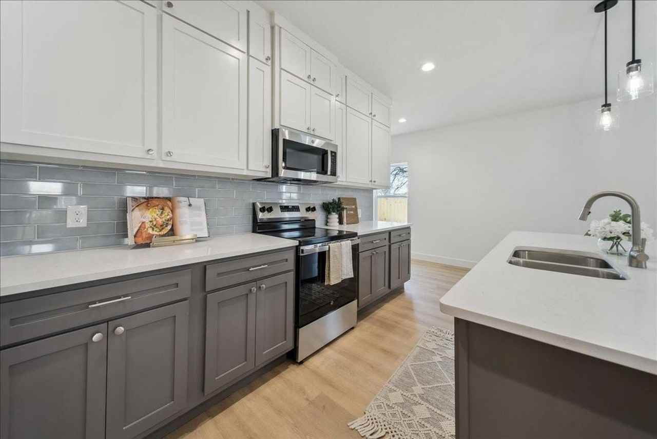 2925 Lasalle St - Photo 6 of 25