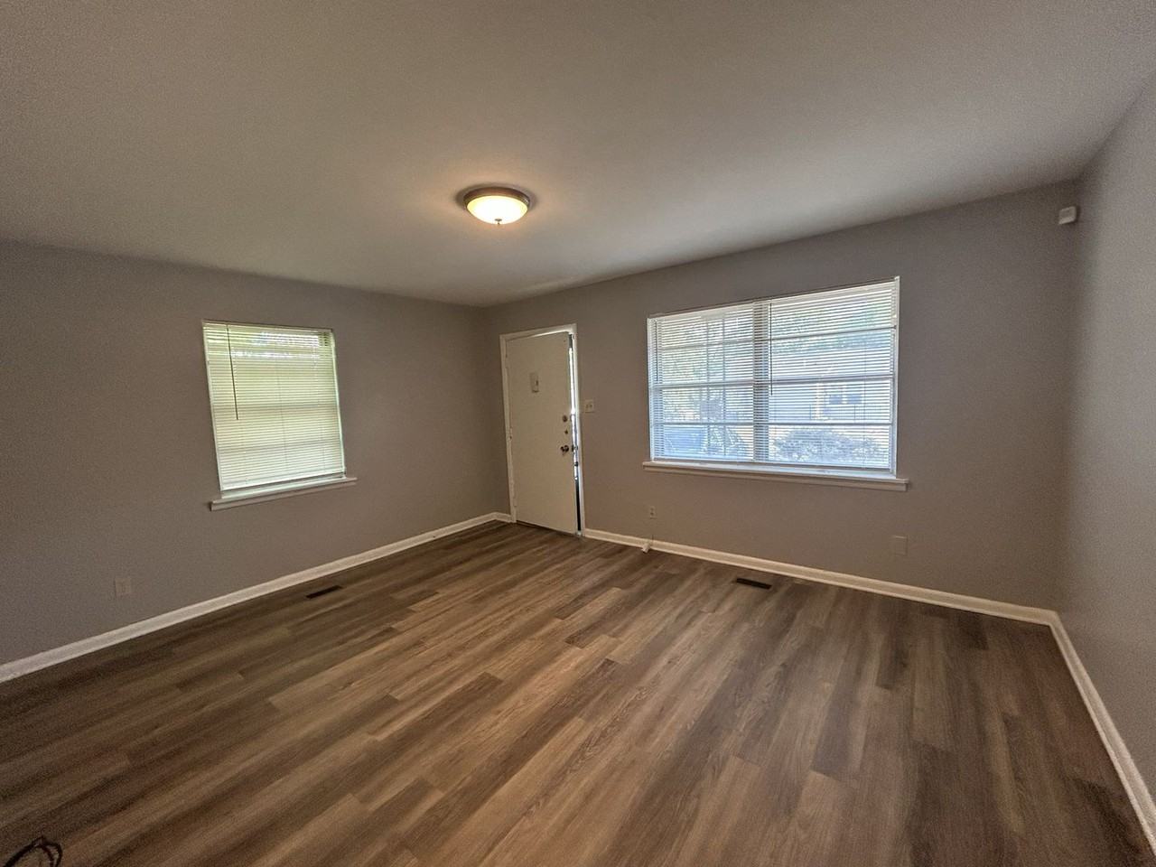 3504 W Capitol Ave - Photo 3 of 14