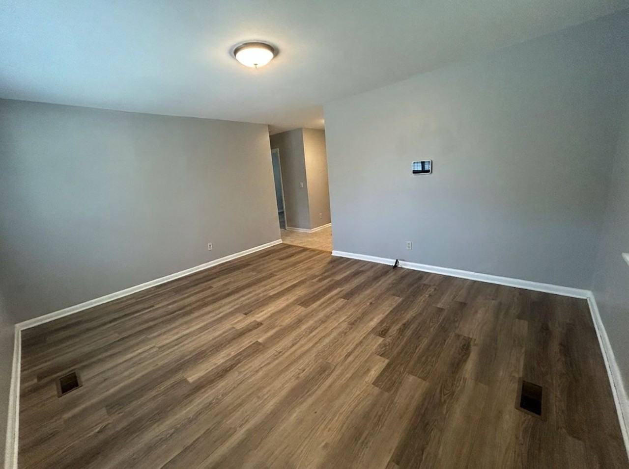 3504 W Capitol Ave - Photo 4 of 14