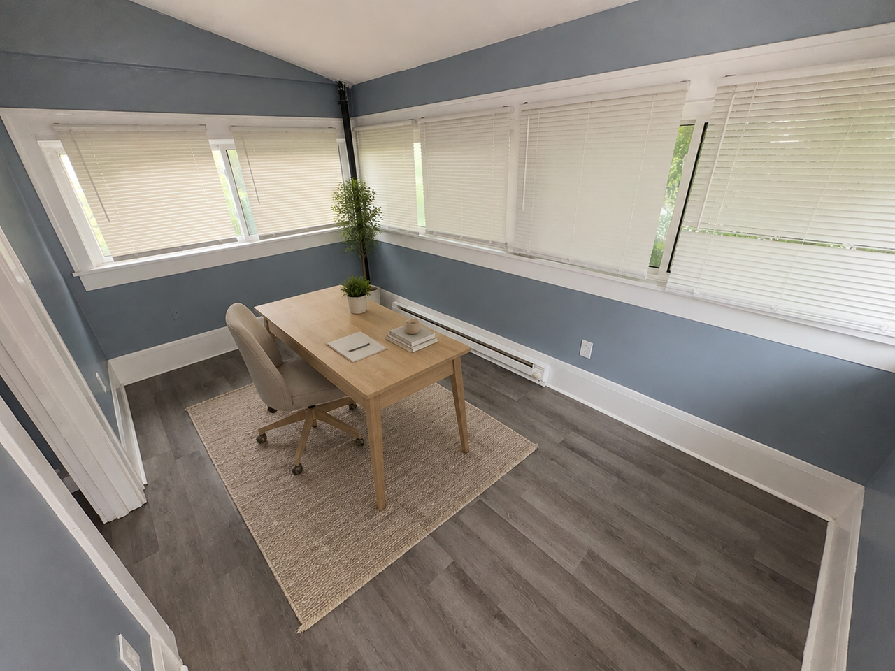 872 Florida Ave - Photo 6 of 11