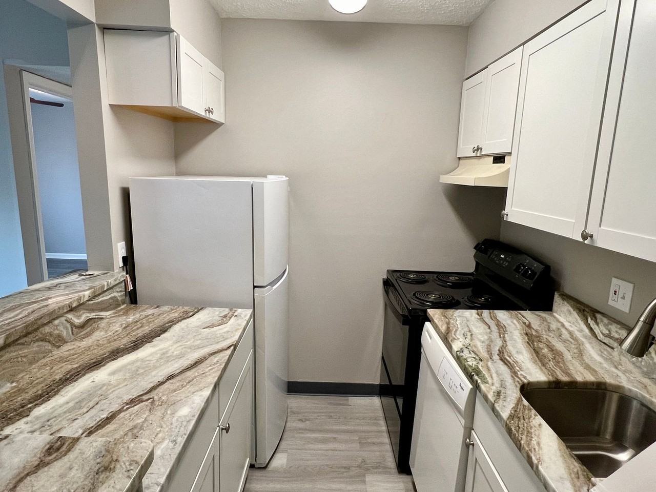 20 Wells Ct - Photo 5 of 11