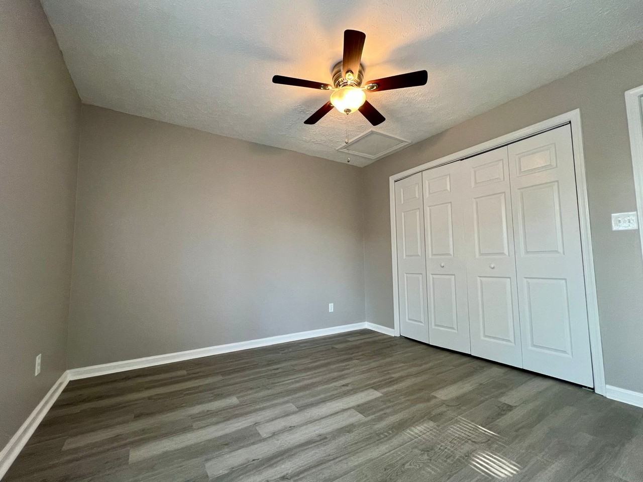 20 Wells Ct - Photo 7 of 11