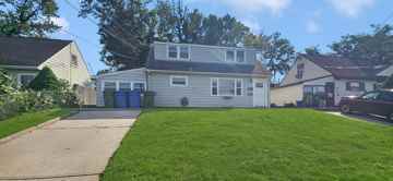 featured image of 8 Kendall Dr