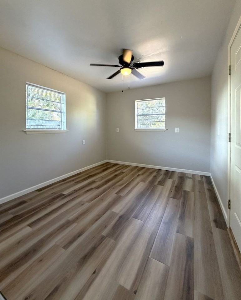 6710 Sw Embassy Cir - Photo 7 of 22