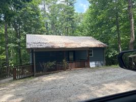 featured image of 154 Klare Ridge Ln