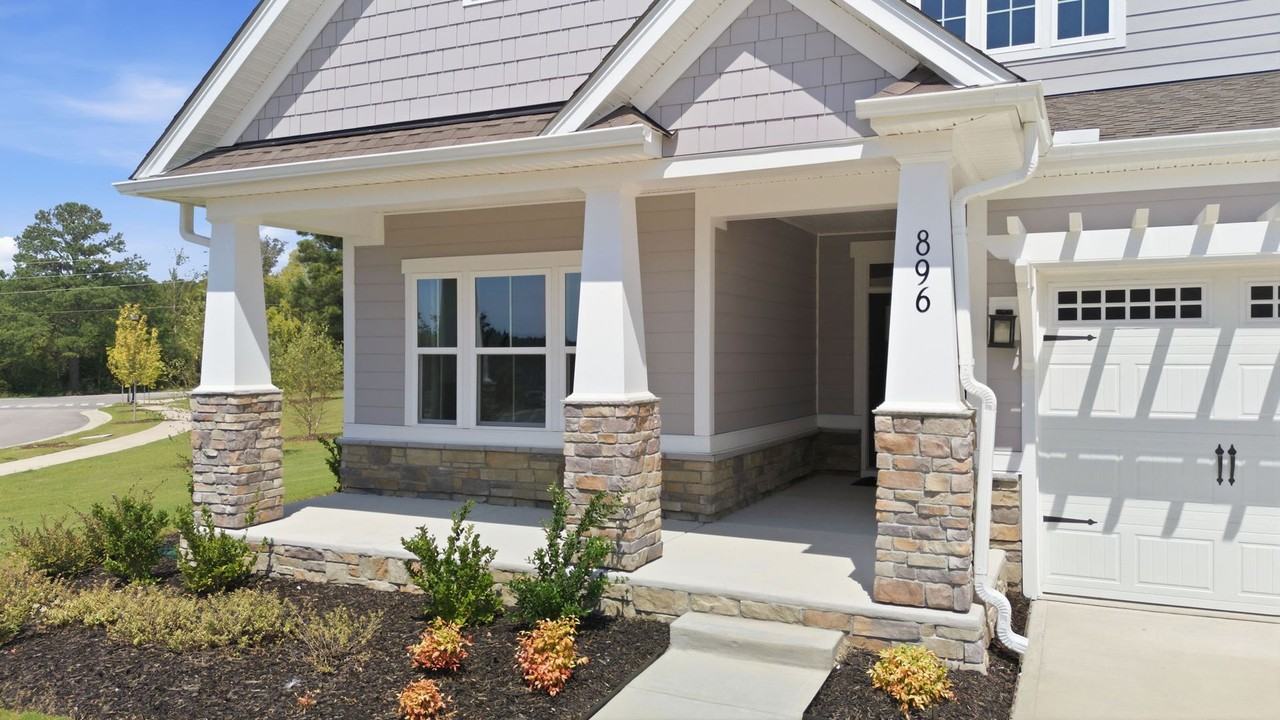 896 Nichols View Ct - Photo 3 of 28