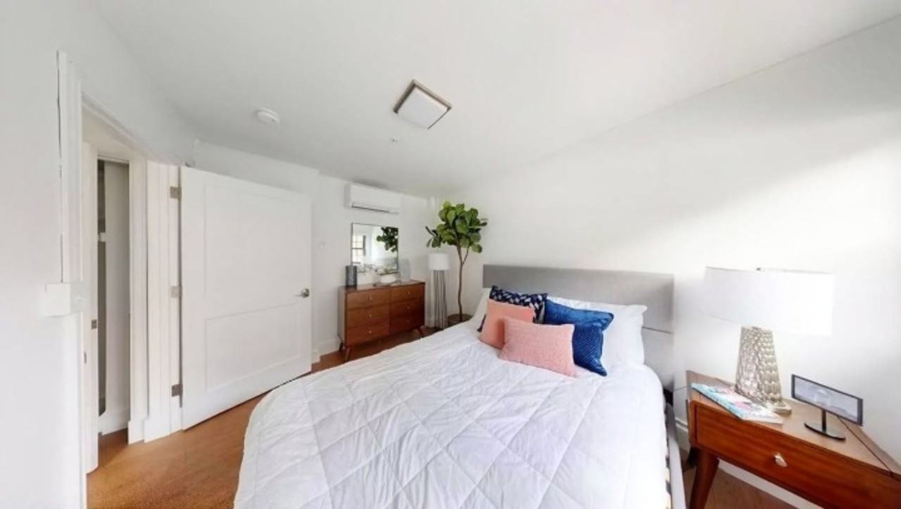 21 Arrow St - Photo 5 of 9