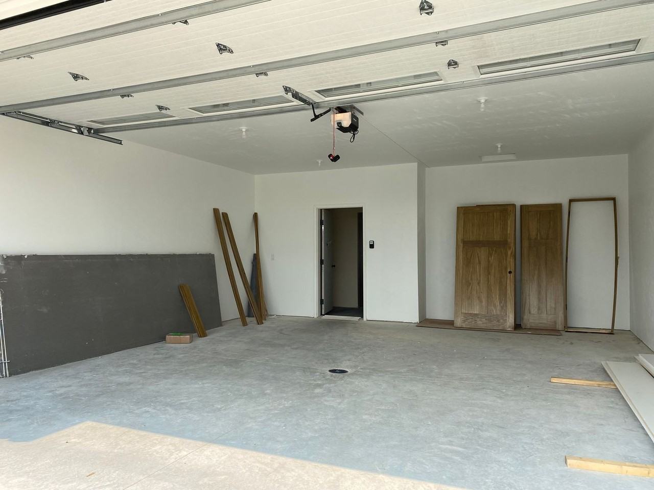 W1948 Park Ave - Photo 4 of 30