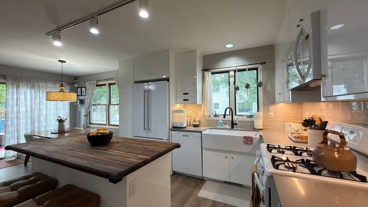 1618 Faraday Cir - Photo 4 of 23