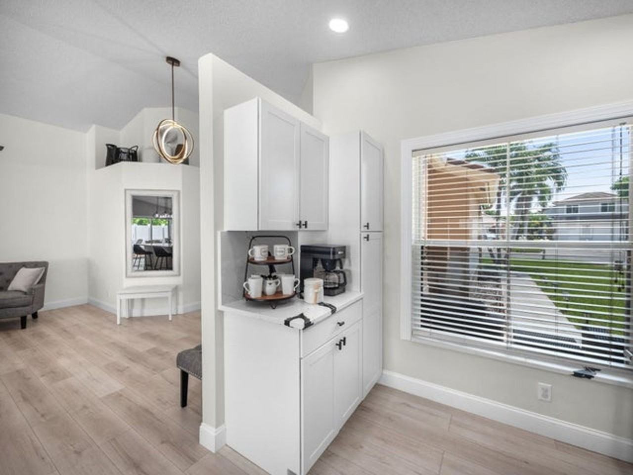 6344 Barton Creek Cir - Photo 4 of 17