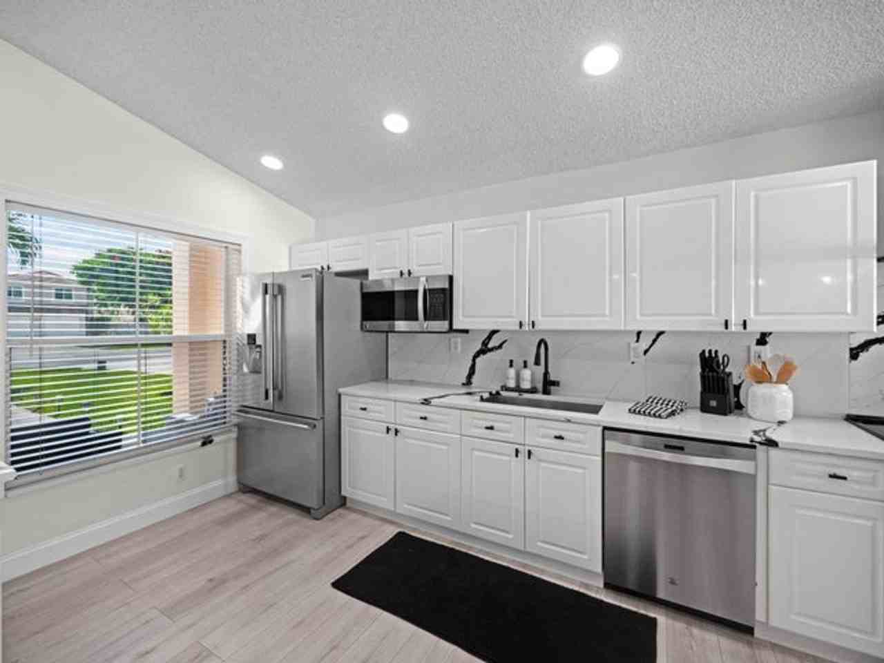 6344 Barton Creek Cir - Photo 5 of 17