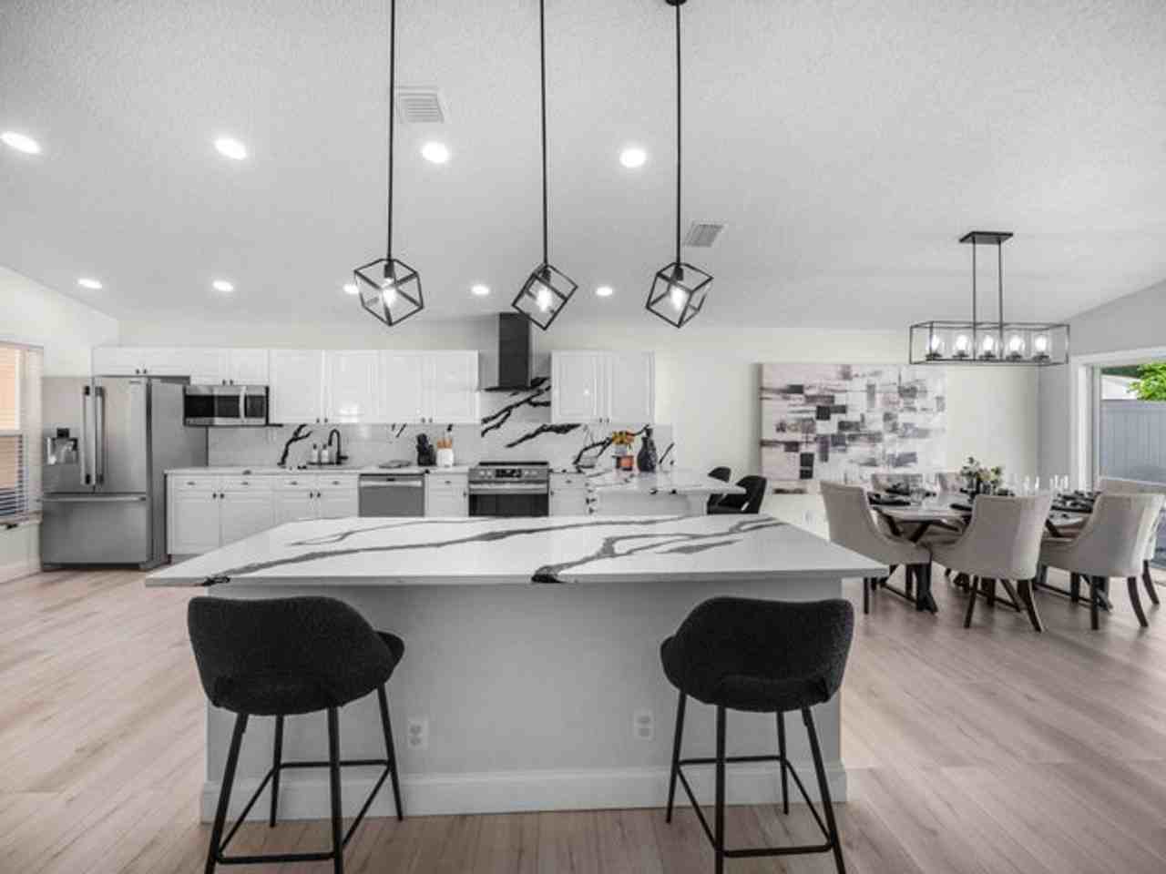 6344 Barton Creek Cir - Photo 6 of 17