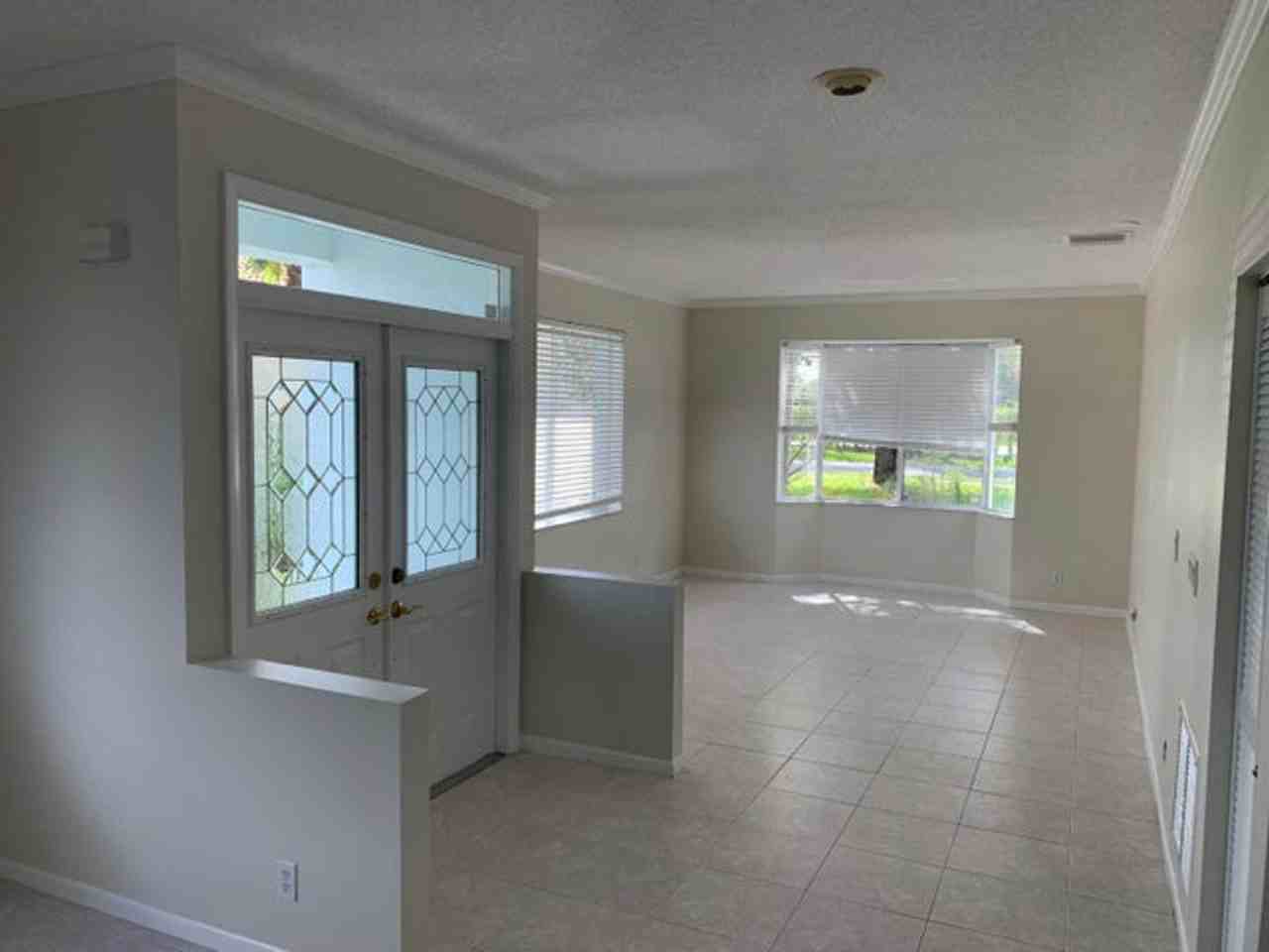 10837 Palm Spring Dr - Photo 4 of 12