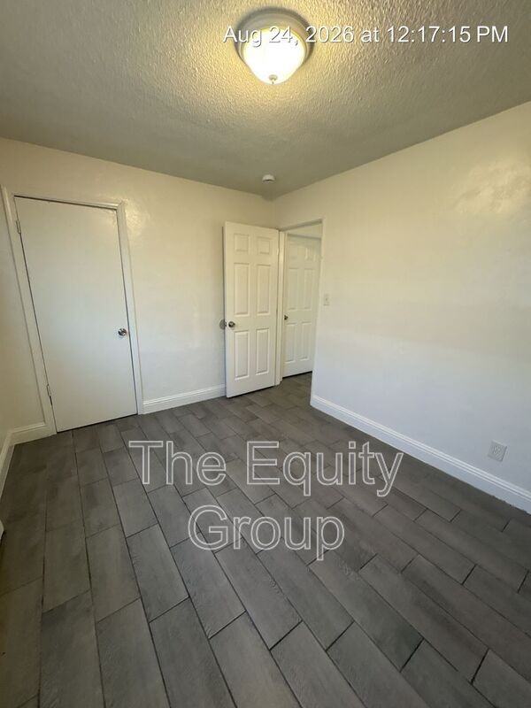 352 S Blackstone St #3 - Photo 6 of 10