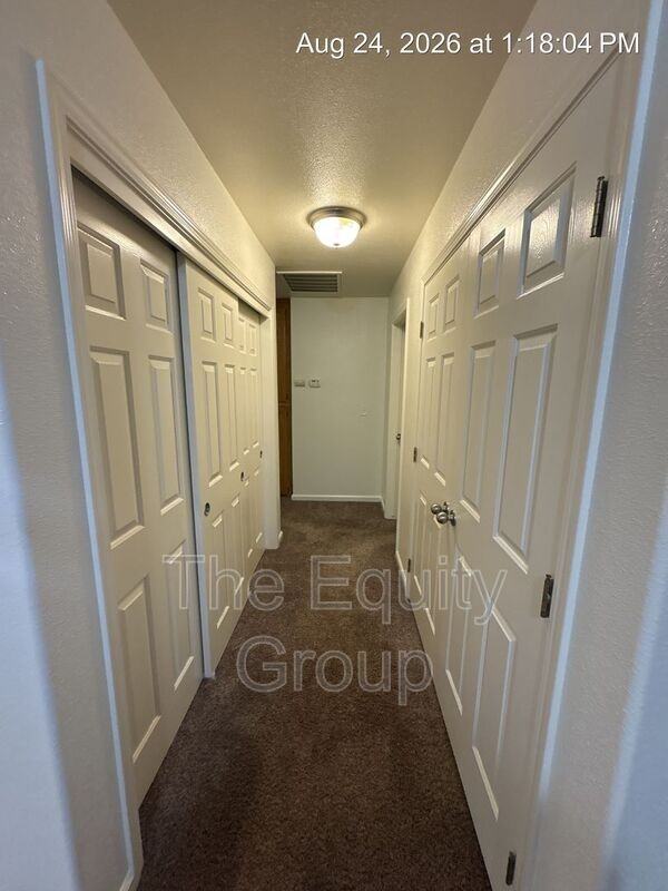 2302 N Vickie Ct - Photo 7 of 19