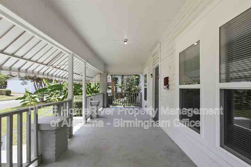 4617 Court S - Photo 4 of 20