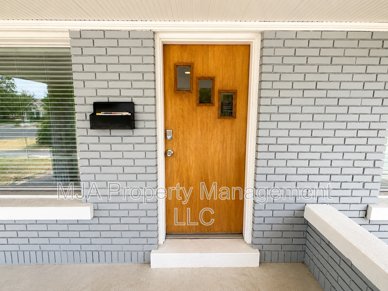 144 Southwest #144S500W - Photo 2 of 16