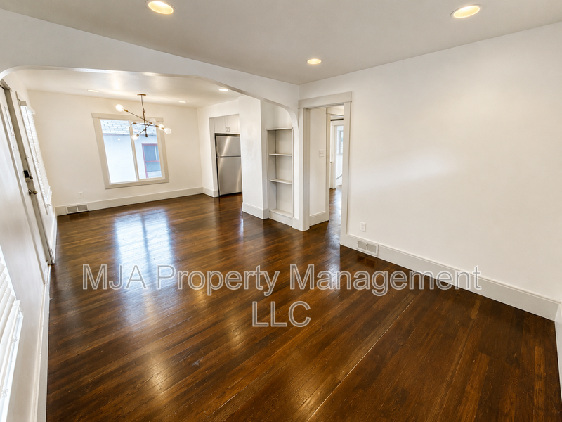 144 Southwest #144S500W - Photo 3 of 16