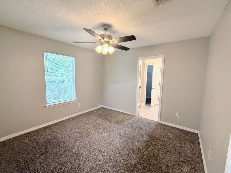 10608 Wilderness Ln - Photo 6 of 14
