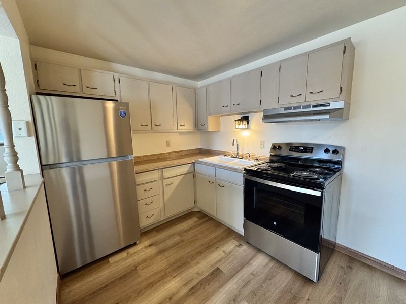 2146 Carstensen Ln - Photo 3 of 12