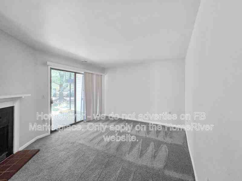 4801 Spring Lake Dr #B - Photo 5 of 21