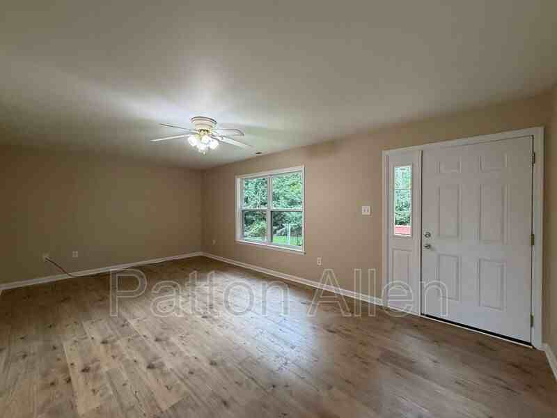 115 Starnes Cove Rd - Photo 6 of 29