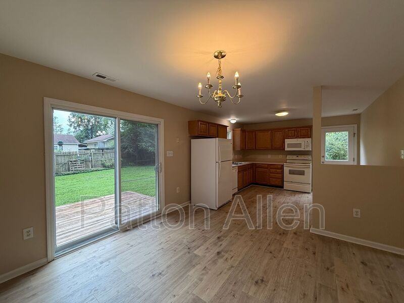 115 Starnes Cove Rd - Photo 7 of 29