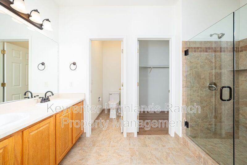 10460 Tracewood Cir - Photo 3 of 11