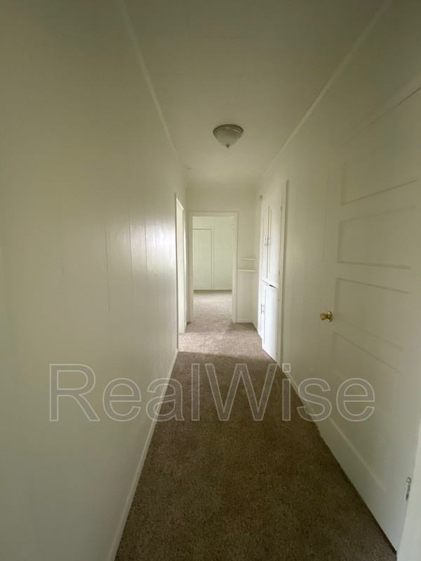 512 Pearl St - Photo 4 of 22