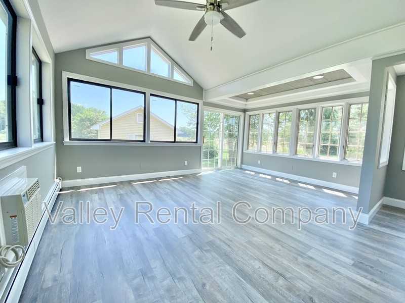 110 East St - Photo 5 of 23