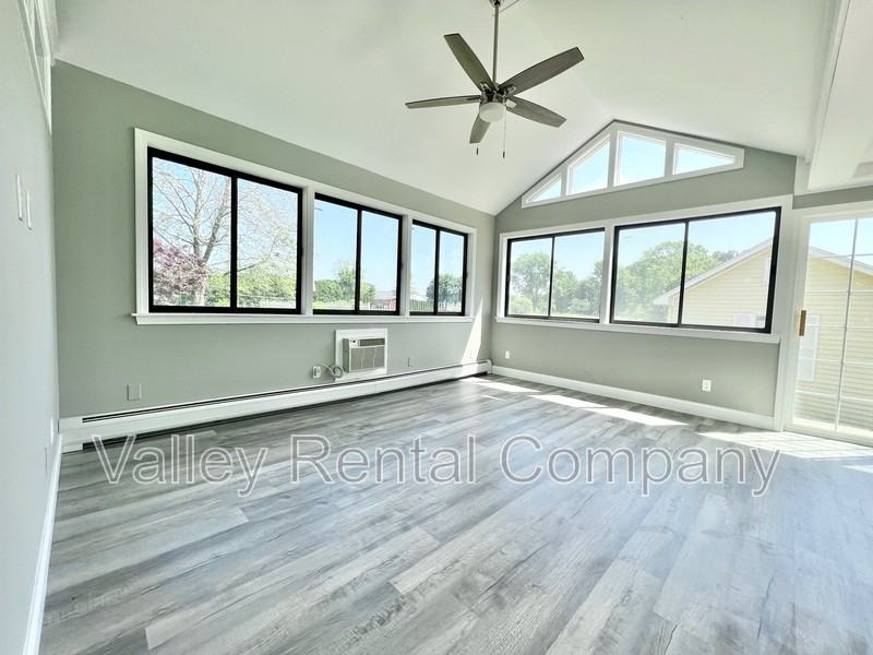110 East St - Photo 7 of 23