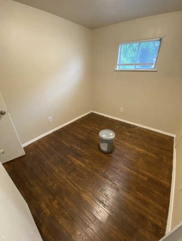 2201 Williamsburg Rd - Photo 2 of 8