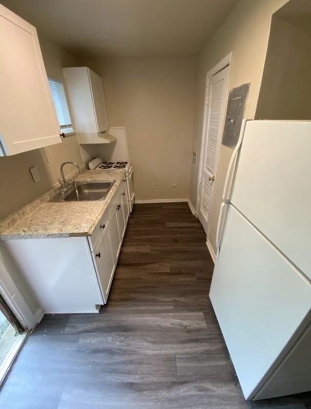 2201 Williamsburg Rd - Photo 3 of 8