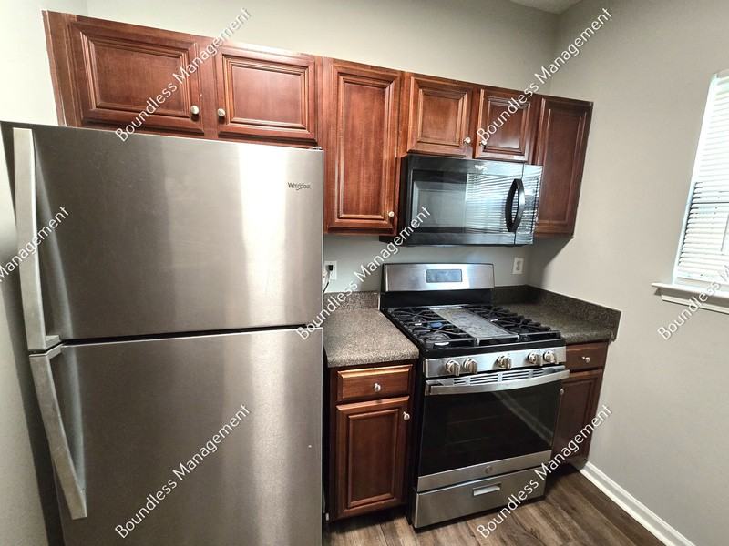 2330 Hackamore Dr - Photo 7 of 18