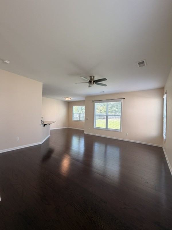 201 Ashewicke Dr - Photo 5 of 34