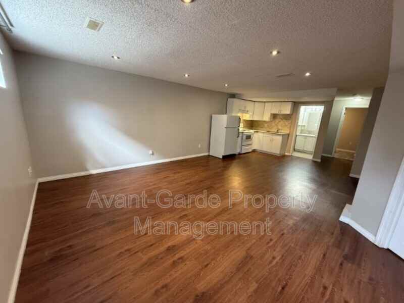 11635 111a Ave Nw #BS - Photo 5 of 22