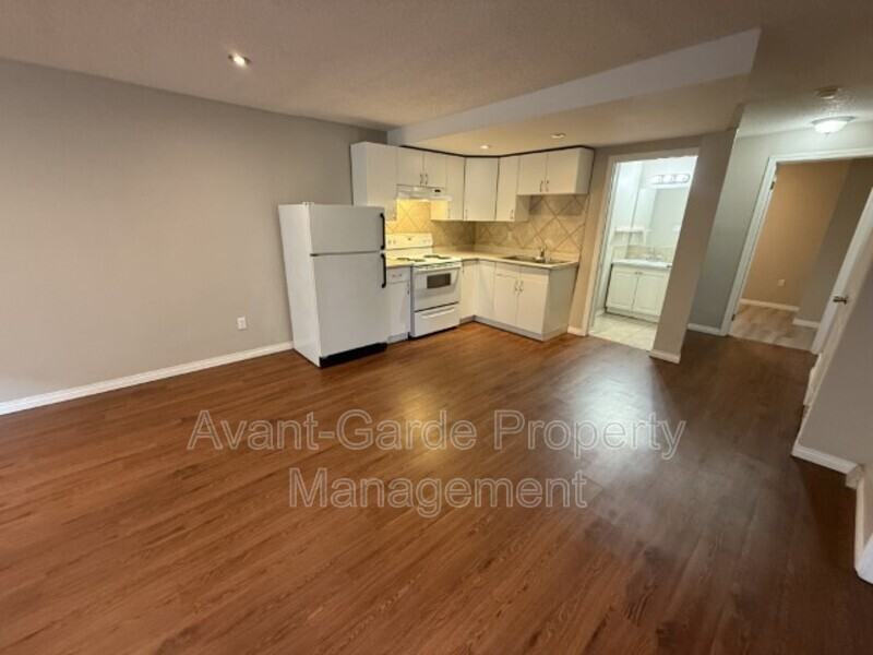11635 111a Ave Nw #BS - Photo 6 of 22