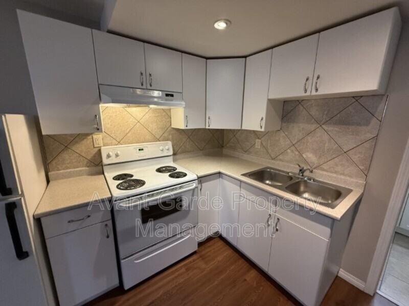 11635 111a Ave Nw #BS - Photo 7 of 22