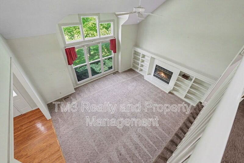 10313 W 131st St - Photo 4 of 27