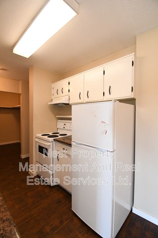 4280 Quentin Ave #301 - Photo 2 of 20