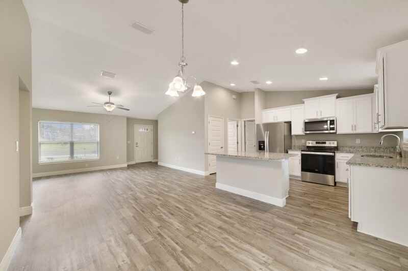 312 Locust Pass - Photo 4 of 11