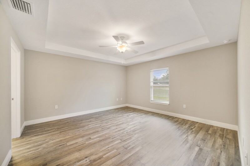 312 Locust Pass - Photo 6 of 11
