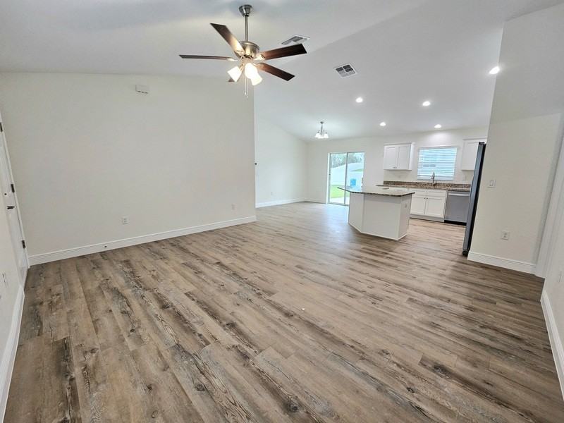 8440 Sw 135th Street Rd - Photo 2 of 13