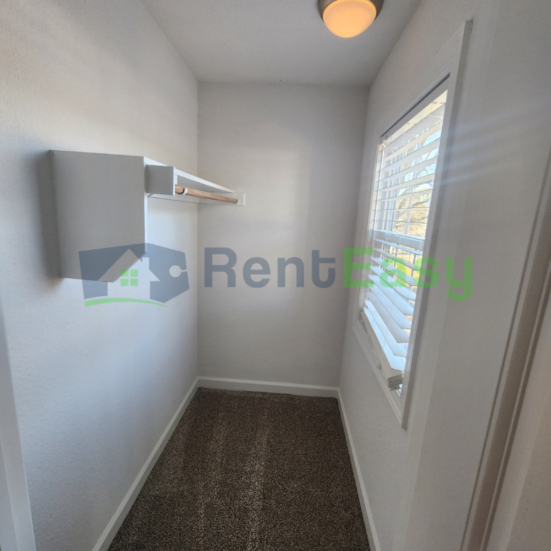 5201 Askew Rd - Photo 6 of 21